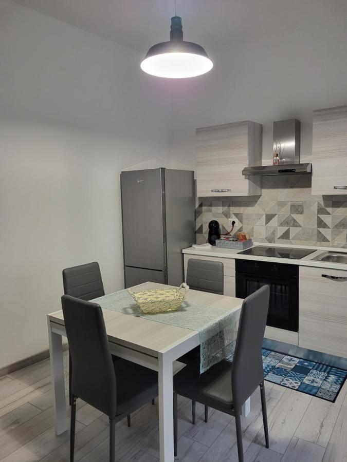 Da Romy Holiday House Mozzo Екстериор снимка