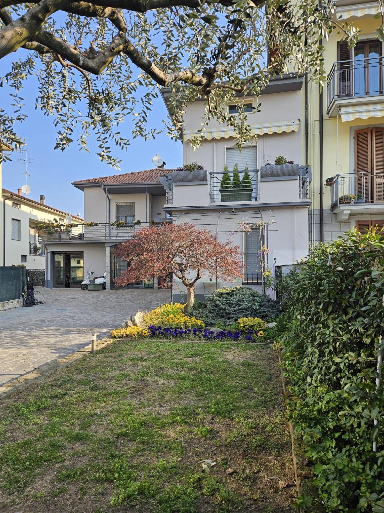 Da Romy Holiday House Mozzo Екстериор снимка